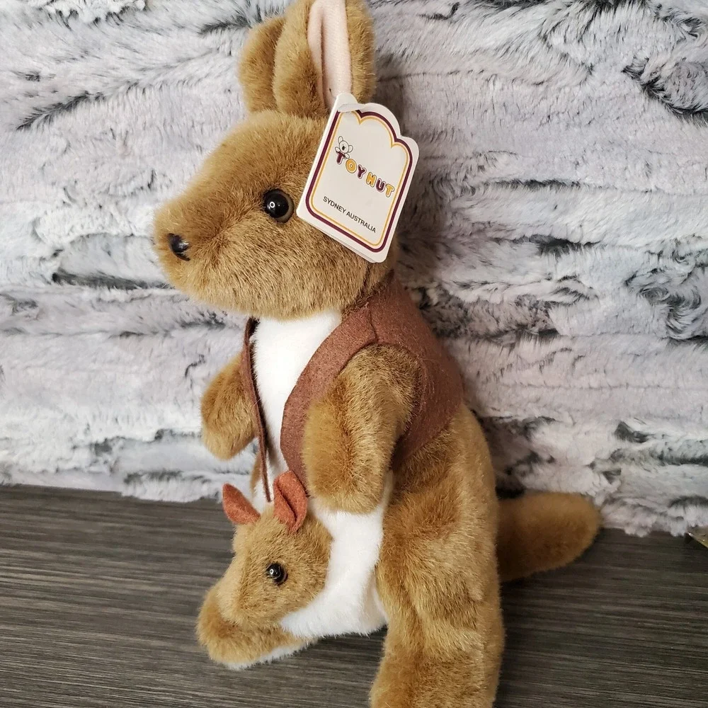 NWT Australia Toy Hut Kangaroo & Joey Baby Plush in Pouch 10 in Stuffed Animal
